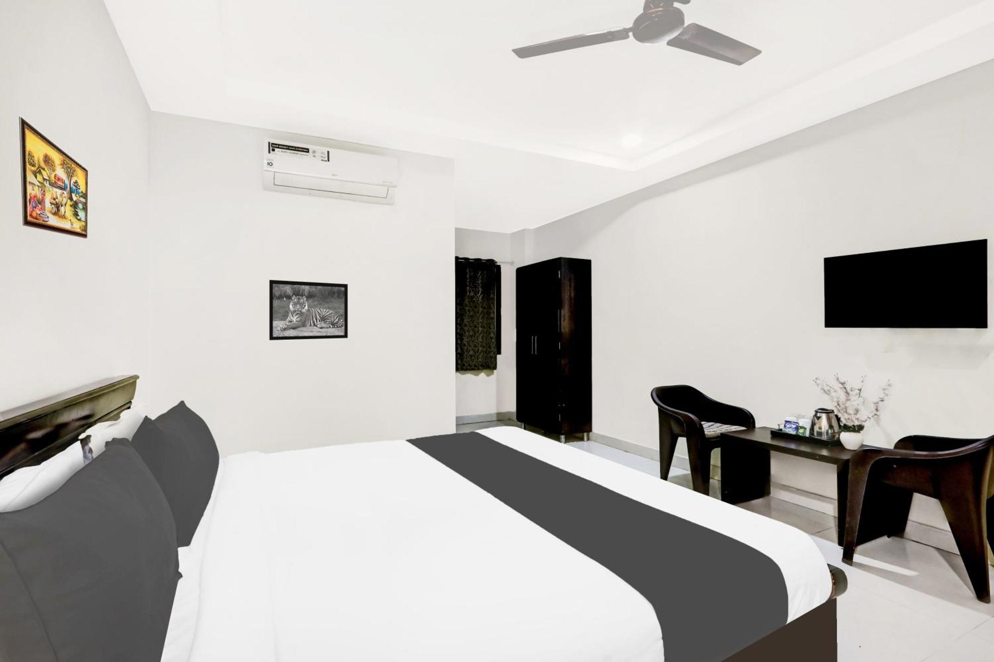 Отель Super Townhouse Daba Garden Road Вишакхапатнам Экстерьер фото