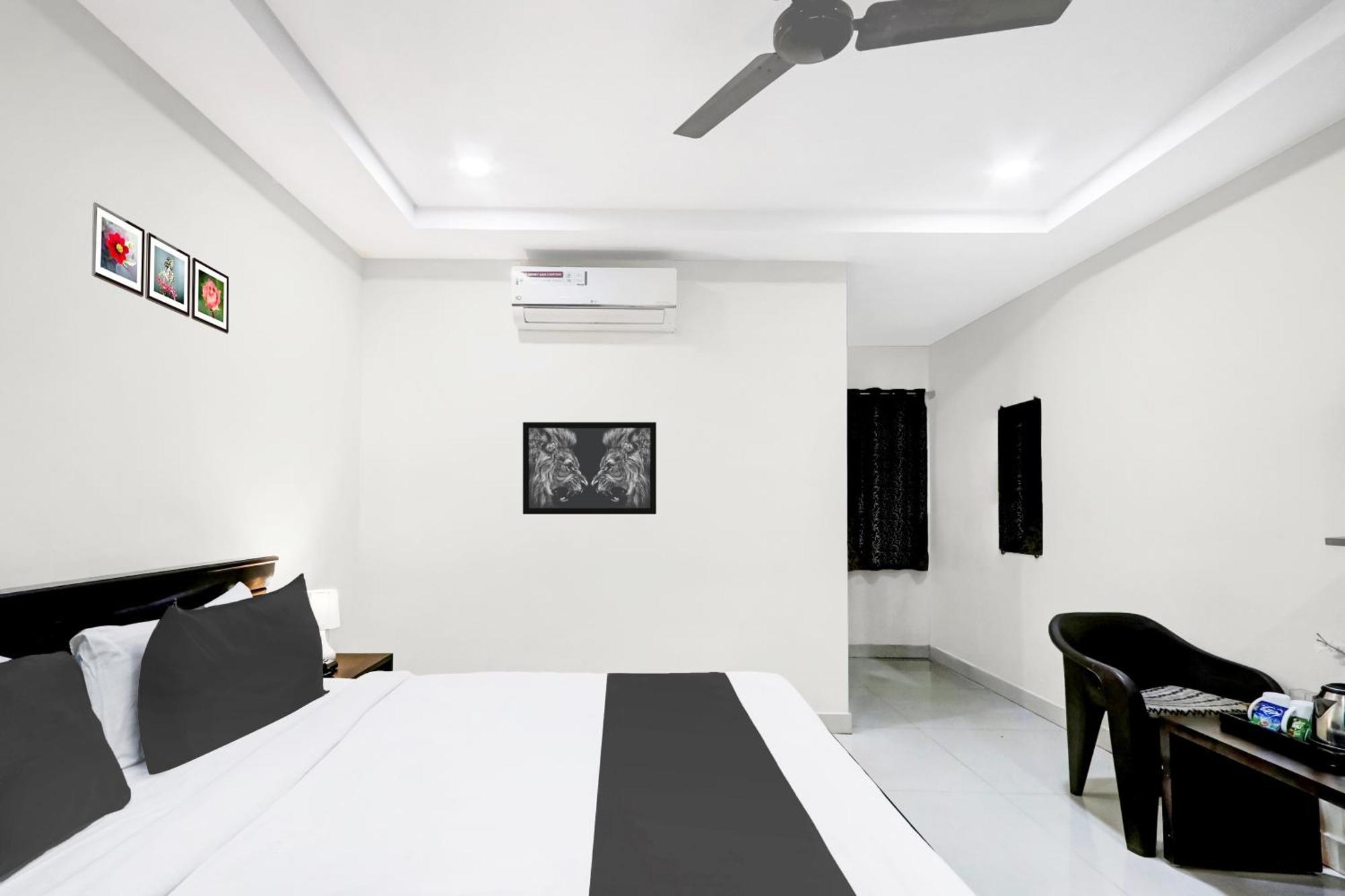Отель Super Townhouse Daba Garden Road Вишакхапатнам Экстерьер фото